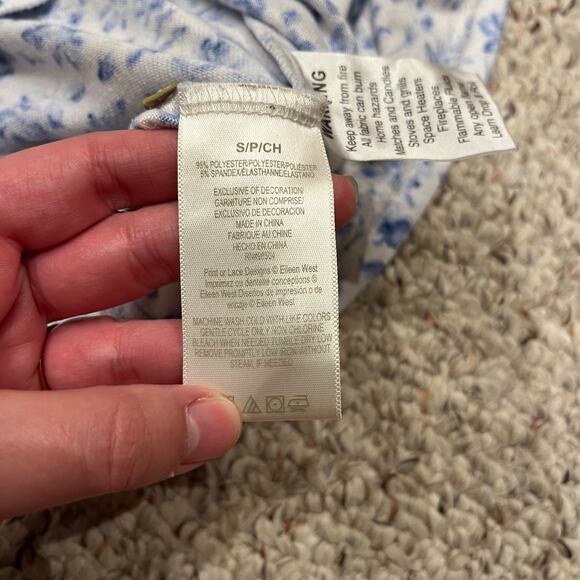 Eileen West Lace Trim Nightgown Sz S Floral Feminine Knee Length Trad Wife - Picture 2 of 6